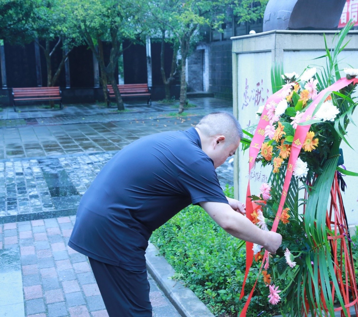 慶建黨百年系列活動-公司開展“學(xué)黨史、感恩黨、跟黨走”主題教育活動